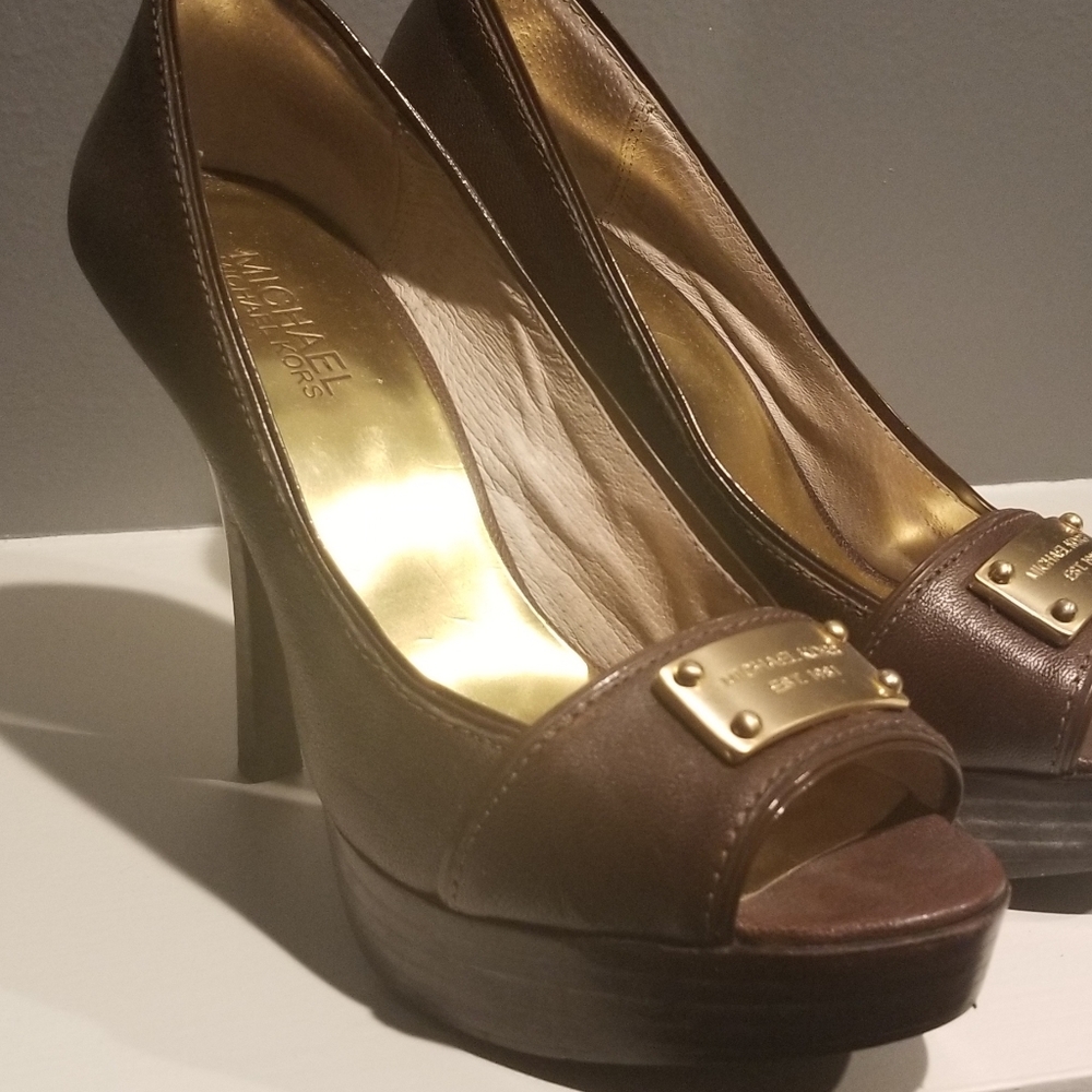 Michael Kors Brown leather heels
